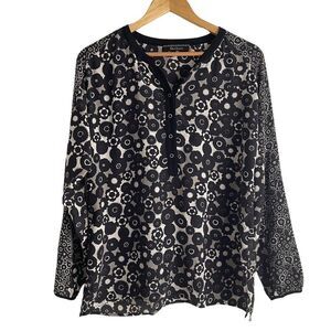 Robert Graham Black and Grey 100% Silk Floral Blouse Size Medium